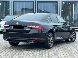 Skoda Superb foto 4