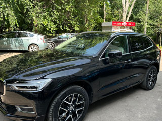 Volvo XC60 фото 2