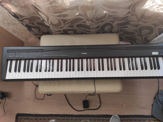 Pian digital"Yamaha"-P85 foto 1