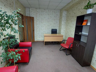 Oficiu mobilat de 42,30 m2 pentru 3 persoane pe str. Tighina 65 foto 7