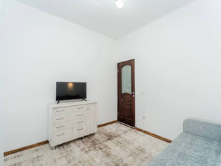 Apartament cu 2 camere, 42 m², Buiucani, Chișinău foto 3