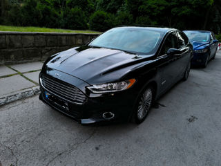 Ford Fusion foto 2