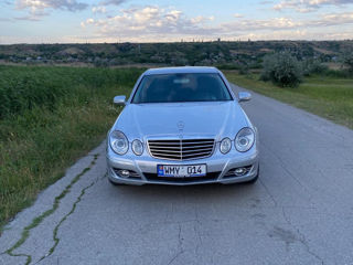 Mercedes E-Class foto 6