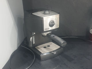 Mașină de făcut cafea Delonghi