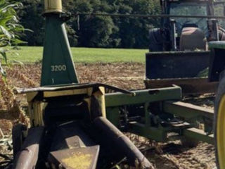 JD 3200 cu două  cupe. foto 2