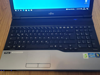 Fujitsu Lifebook A532 foto 3