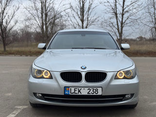 BMW 5 Series foto 6