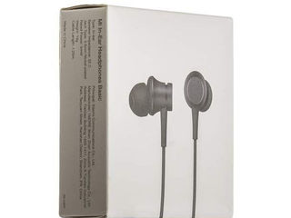 Наушники Xiaomi Mi in -Ear Headphones Basic foto 2