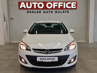 Opel Astra foto 2