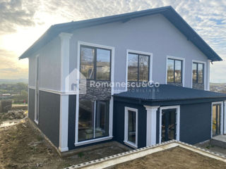 Duplex în 2 niveluri, 120 mp + 4,3 ari, com. Bubuieci! foto 1