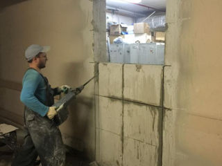 Резка стен перегородок бетона без шума вибрации перепланировка квартир домов демонтаж стен foto 1