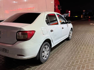 Dacia Logan foto 4