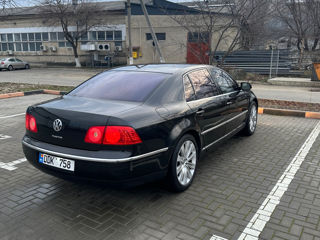 Volkswagen Phaeton foto 7