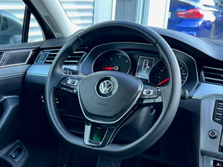 Volkswagen Passat foto 14