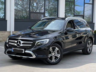 Mercedes GLC foto 2