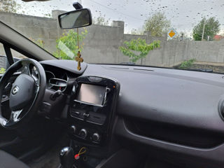 Renault Clio foto 5