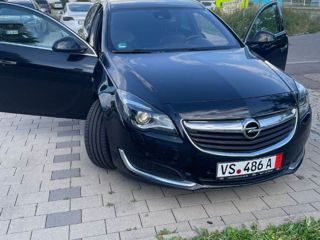 Opel Insignia foto 2