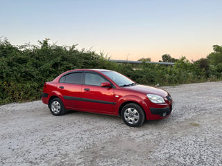 KIA Rio foto 1