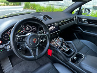 Porsche Cayenne foto 11