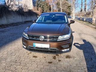 Volkswagen Tiguan foto 2