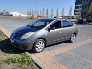 Toyota Prius foto 1