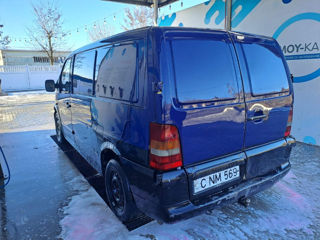 Mercedes Vito foto 2