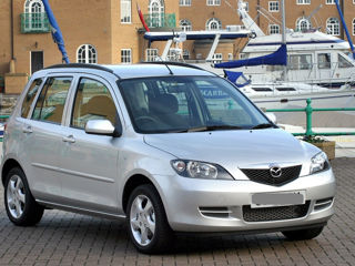 Mazda 2 foto 3