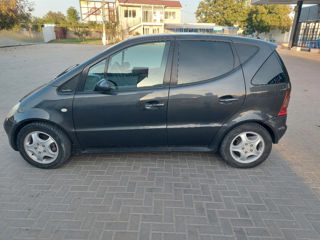 Mercedes A-Class foto 5