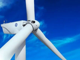 Industrial wind turbines GE Energy foto 2
