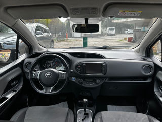 Toyota Yaris foto 9