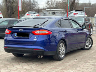 Ford Mondeo foto 4