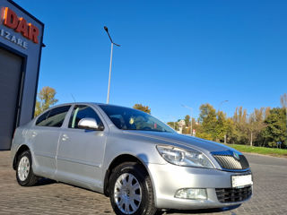 Skoda Octavia foto 2