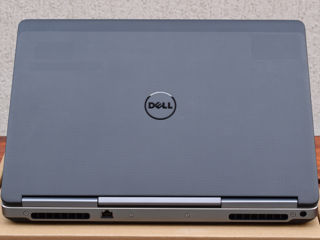 Dell Precision 7510/ Core I7 6820HQ/ 16Gb Ram/ Quadro M2000M/ 256Gb SSD/ 15.6" FHD IPS!! foto 10