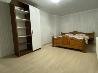 Apartament cu 2 camere, 80 m², Durlești, Chișinău foto 3