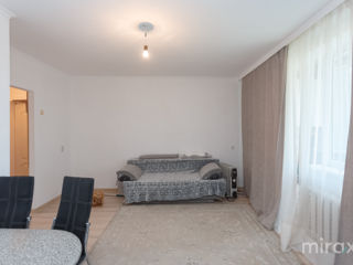 Apartament cu 3 camere, 70 m², Râșcani, Chișinău foto 2