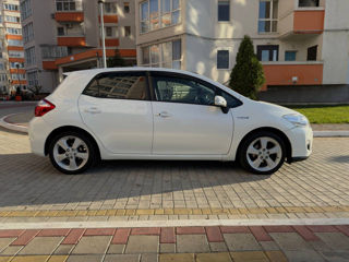 Toyota Auris foto 2