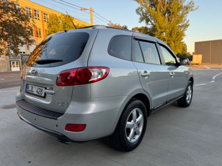 Hyundai Santa FE foto 4