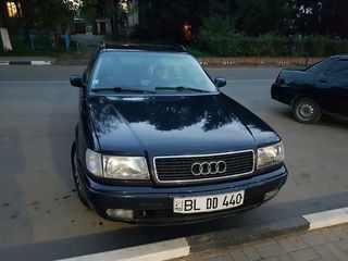 Audi 100 foto 3