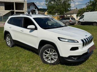 Jeep Grand Cherokee фото 2