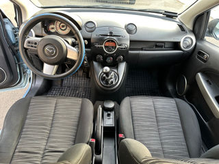 Mazda 2 foto 8