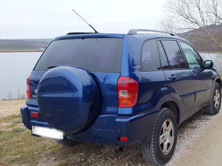 Toyota Rav 4 foto 9