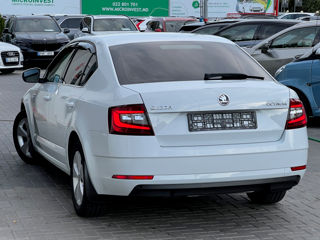 Skoda Octavia foto 3