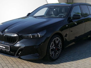 BMW 5 Series foto 8