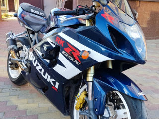 Suzuki GSX-R 600 foto 2