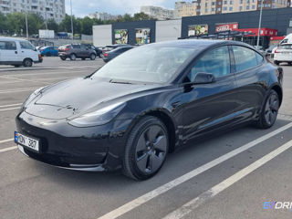 Tesla Model 3 фото 1