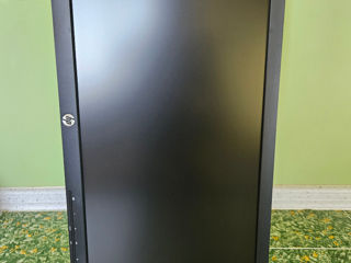 HP 20-inch 1600x900