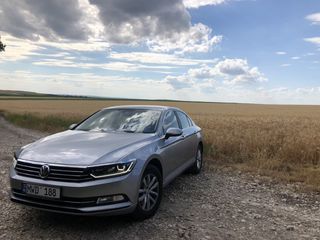 Volkswagen Passat foto 4