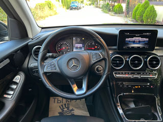 Mercedes GLC foto 6