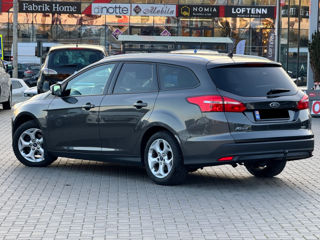 Ford Focus foto 5