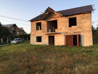 Casa este amplasată la 12 km de la Chișinău .linga Colonita foto 7